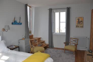 تختخواب و صبحانه Guesthouse La Mascotte