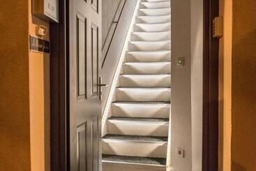 Bed and Breakfast La Maison Gustave