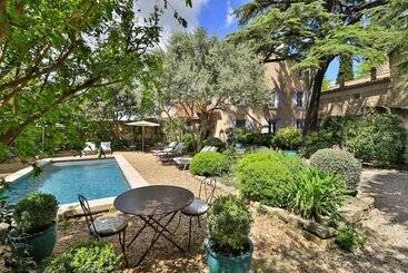 تختخواب و صبحانه Le Jardin De Mazan