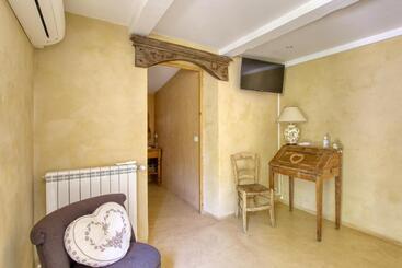 تختخواب و صبحانه Chambre D Hôtes Le Mas De La Noria