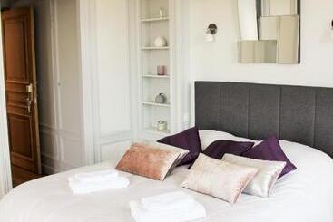 تختخواب و صبحانه Villa Louis Victor