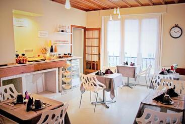 تختخواب و صبحانه Villa Louis Victor