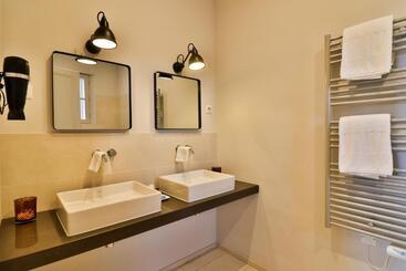 تختخواب و صبحانه Villa Meridia