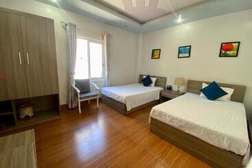 Catba Central Hotel 2