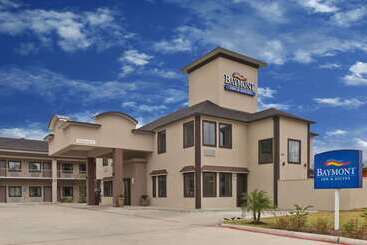 هتل Baymont By Wyndham Bryan College Station