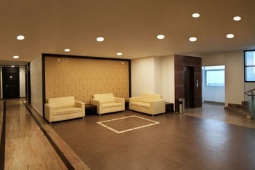 هتل Ambaari