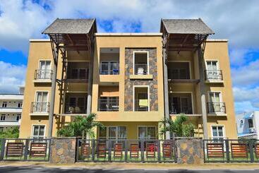 Paradya Beach Apartments