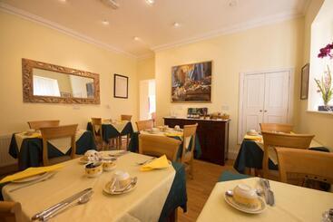 9 Green Lane Bed And Breakfast