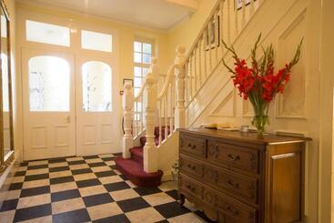 9 Green Lane Bed And Breakfast