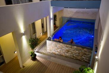 تختخواب و صبحانه Fremantle Boutique Accommodation   Maand Up