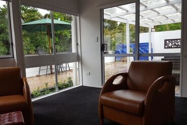 تختخواب و صبحانه A Bit Of New York In Whanganui Home Stay