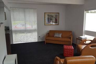 تختخواب و صبحانه A Bit Of New York In Whanganui Home Stay