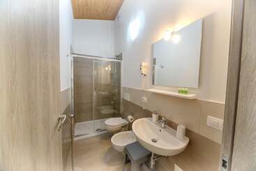 تختخواب و صبحانه Casa Lucia
