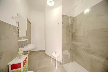 تختخواب و صبحانه Casa Lucia