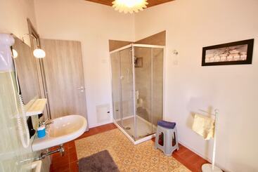 تختخواب و صبحانه Casa Lucia