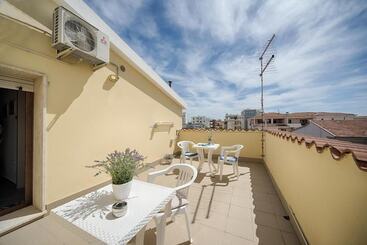 تختخواب و صبحانه Casa Lucia