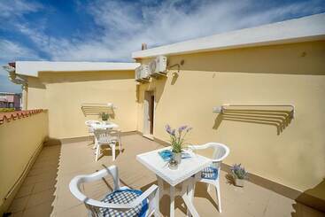 تختخواب و صبحانه Casa Lucia