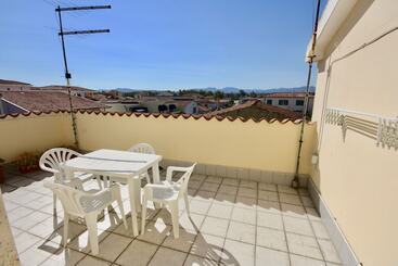 تختخواب و صبحانه Casa Lucia