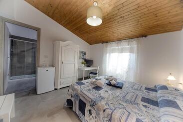 تختخواب و صبحانه Casa Lucia