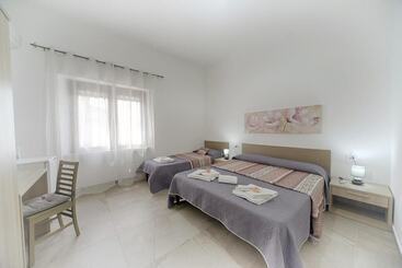 تختخواب و صبحانه Casa Lucia