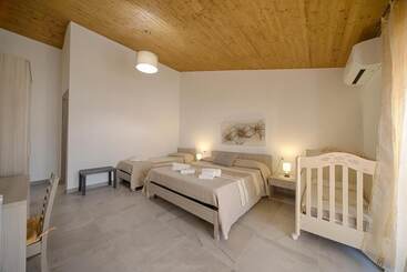 تختخواب و صبحانه Casa Lucia