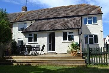 تختخواب و صبحانه Stansted Lodge