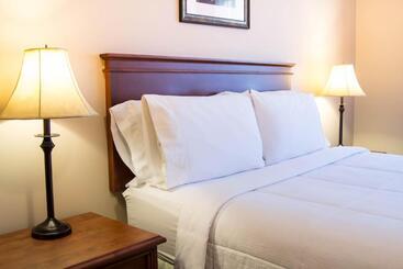 تختخواب و صبحانه The Sonata Inn