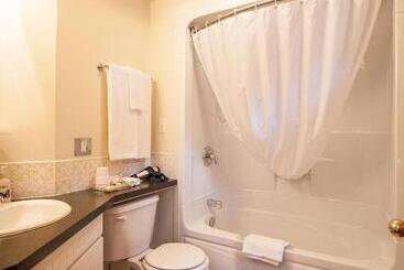 تختخواب و صبحانه The Sonata Inn