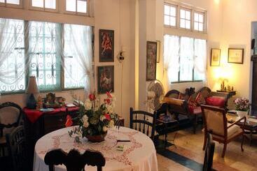 민박 Vista Chelsea Gardens Bnb