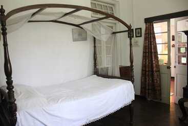 민박 Vista Chelsea Gardens Bnb