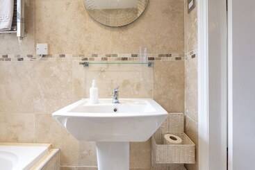 Bootham Apartment 32   Free Parking   Five Minute Walk To York Minster