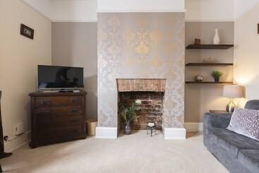 Bootham Apartment 32   Free Parking   Five Minute Walk To York Minster