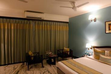 هتل Capitol Residency
