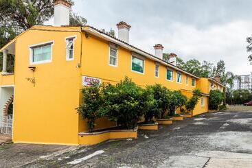 ホテル Hacienda Montesinos