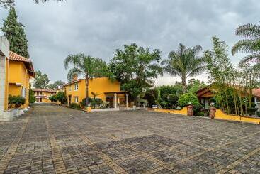 ホテル Hacienda Montesinos
