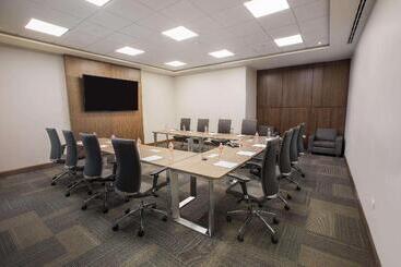 هتل Hilton Garden Inn Silao Aeropuerto Bajio