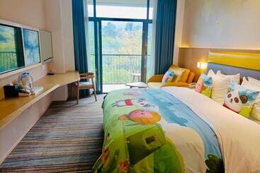 هتل Holiday Inn Express Emei Mountain, An Ihg