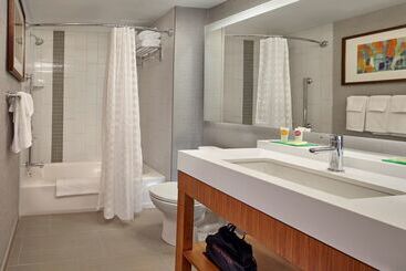 هتل Hyatt Place State College
