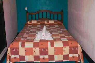 هتل Lirice Colonial