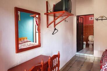 هتل Lirice Colonial