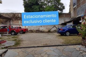 هتل Lirice Colonial
