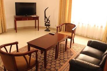 هتل Residence Flamani