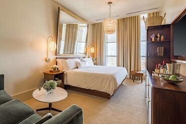هتل The Dewberry Charleston