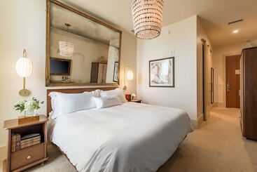 هتل The Dewberry Charleston