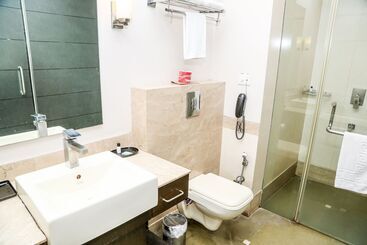 هتل Western Court Panchkula