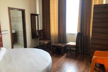 هتل Western Court Panchkula