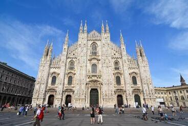 پانسیون Luxury Duomo Rooms