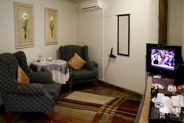 膳宿费 Lapalosa Lodge