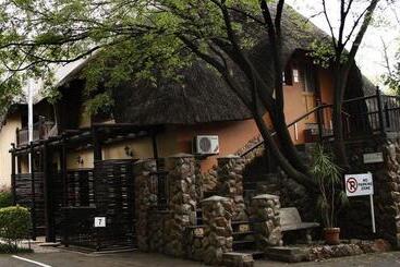 膳宿费 Lapalosa Lodge