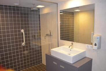 Rembrandtplein Bed & Breakfast
